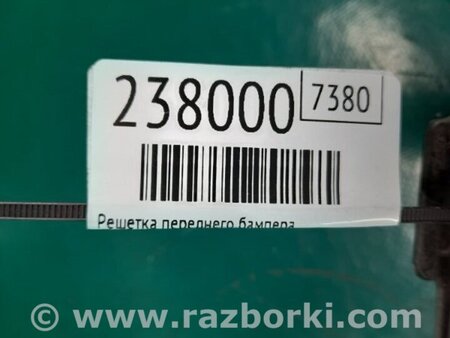 ФОТО Решітка переднього бампера для Toyota Yaris (05-11) Киев