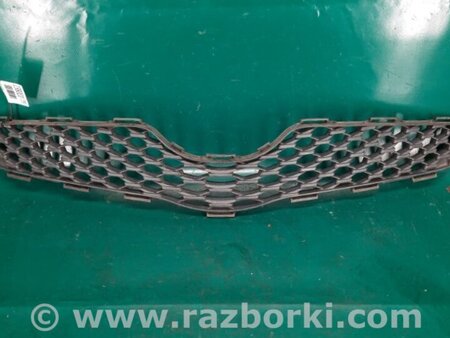 ФОТО Решітка радіатора для Toyota Yaris (05-11) Киев