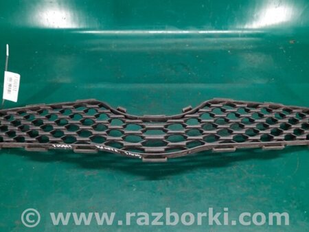 ФОТО Решітка радіатора для Toyota Yaris (05-11) Киев