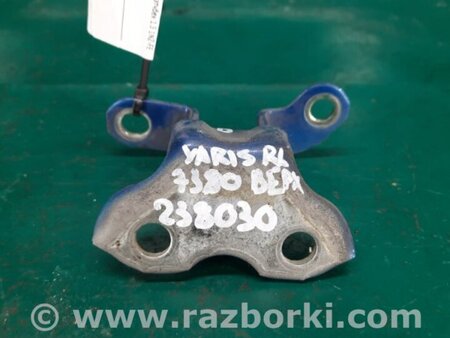 ФОТО Петля двері задньої лівої верхня для Toyota Yaris (05-11) Киев