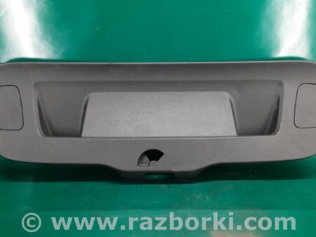 ФОТО Обшивка кришки багажника для Volkswagen Passat B8 (07.2014-...) Киев