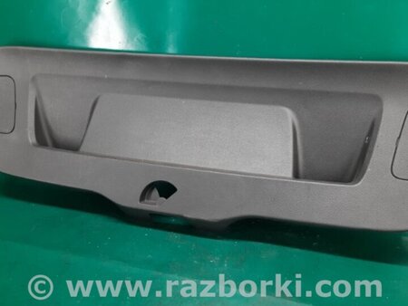 ФОТО Обшивка кришки багажника для Volkswagen Passat B8 (07.2014-...) Киев