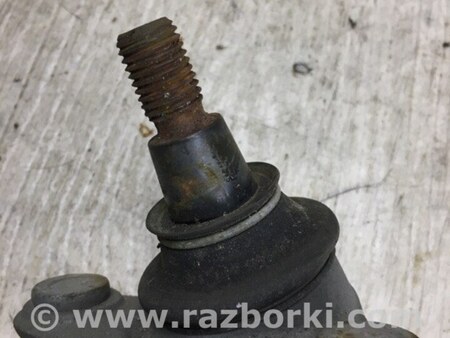 ФОТО Шаровая опора нижняя передняя для Volkswagen Passat B8 (07.2014-...) Киев