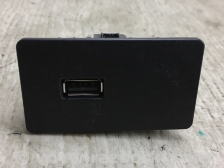 ФОТО USB адаптер для Ford Focus 3 (01.2010 - 03.2018) Киев