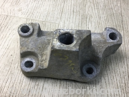 ФОТО Кронштейн крепления КПП для Jeep Patriot (10-17) Киев