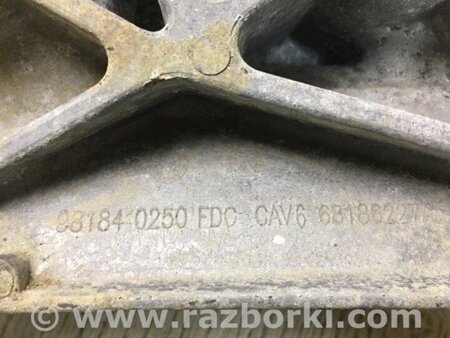 ФОТО Кронштейн крепления КПП для Jeep Patriot (10-17) Киев