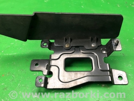 ФОТО Кронштейн датчика слепых зон для Hyundai Sonata YF (09.2009-03.2014) Киев