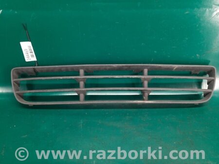 ФОТО Решітка переднього бампера для Volkswagen Bora A4 (08.1998-01.2005) Киев