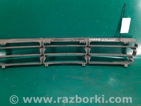 ФОТО Решітка переднього бампера для Volkswagen Bora A4 (08.1998-01.2005) Киев