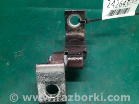ФОТО Петля двері задньої лівої нижня для Audi (Ауди) A3 8V1, 8VA, 8V7, 8VS (03.2012-...) Киев