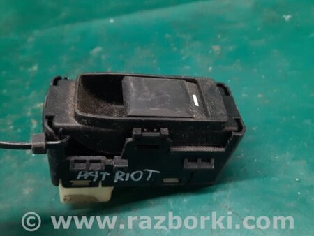 ФОТО Кнопка стеклоподъемника дверная для Jeep Patriot (10-17) Киев