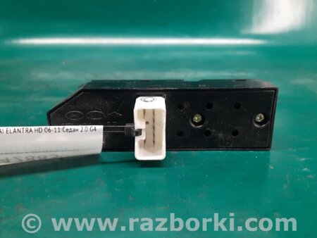 ФОТО Кнопка стеклоподъемника дверная для Hyundai Elantra HD (04.2006-03.2012) Киев