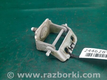 ФОТО Петля кришки багажника для Ford Fiesta Mk6 (2008-2017) Киев