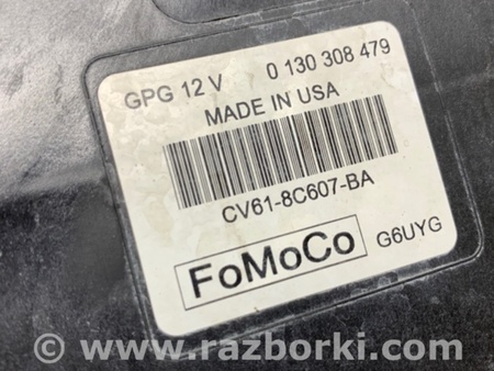 ФОТО Дифузор вентилятора основного радіатора для Ford Focus 3 (01.2010 - 03.2018) Киев