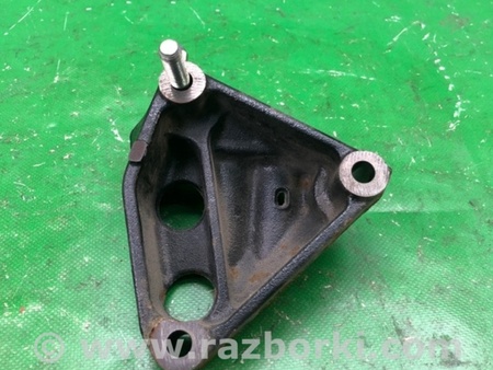 ФОТО Кріплення / кронштейн для Toyota RAV-4 (15-18) Киев
