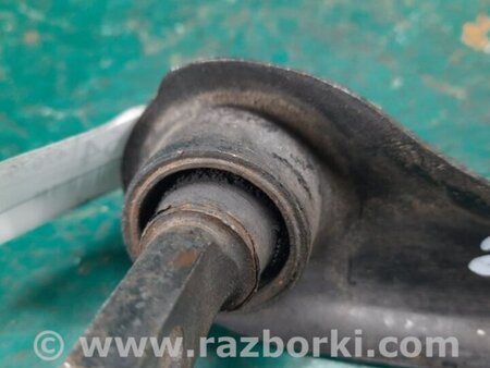 ФОТО Важель задньої підвіски нижній поперечний (під пружину) для Honda CR-V (1995-2001) Киев