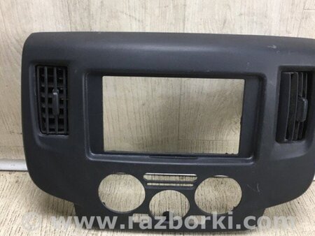 ФОТО Накладка на торпедо для Nissan NV200 USA (2013-) Киев