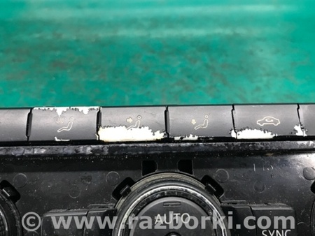 ФОТО блок керування підігрівом для Volkswagen Passat B8 (07.2014-...) Киев