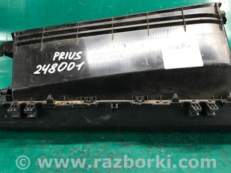ФОТО Бардачок для Toyota Prius (2016-) Киев