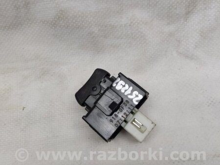 ФОТО Кнопка центрального замка для Toyota Sienna (11-16) Киев