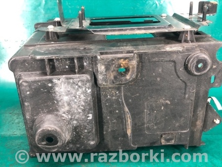 ФОТО Полиця акумулятора для Mazda 3 BL (2009-2013) (II) Киев