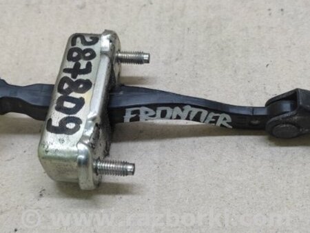ФОТО Обмежувач дверей для Nissan Frontier D40 (04-21) Киев