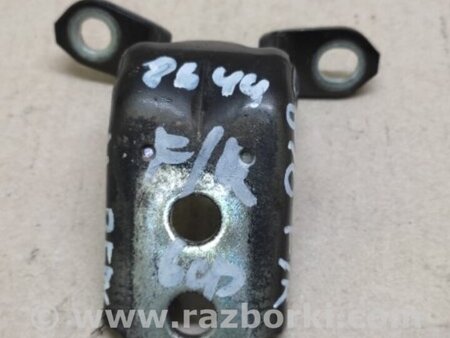 ФОТО Петля двері задньої лівої верхня для Nissan Frontier D40 (04-21) Киев