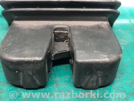 ФОТО Замок кришки багажника для Audi (Ауди) Q5 8R (04.2008-03.2017) Киев
