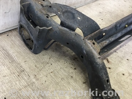 ФОТО Балка задньої підвіски для Nissan Sentra B16 Киев