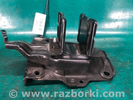 ФОТО Кронштейн підсилювач переднього бампера для Subaru Outback BP Киев