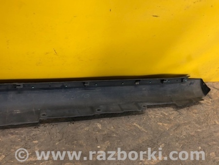 ФОТО Накладка порогу зовнішня для Toyota Avensis T250 (02.2003-10.2009) Киев