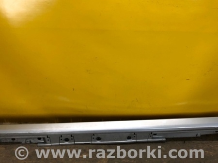 ФОТО Накладка порогу зовнішня для Toyota Prius Plus (11-14) Киев