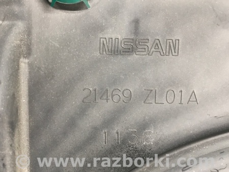 ФОТО дефлектор радіатора для Nissan Frontier D40 (04-21) Киев