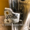 Петля двері задньої лівої нижня Toyota Avensis T250 (02.2003-10.2009)