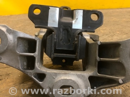 ФОТО Подушка АКПП для Mazda CX-3 (2014-...) Киев