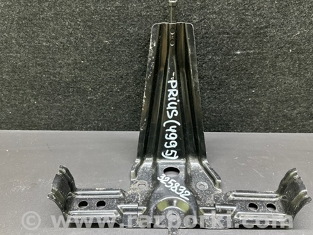 ФОТО Полиця акумулятора для Toyota Prius 30 (09-17) Киев