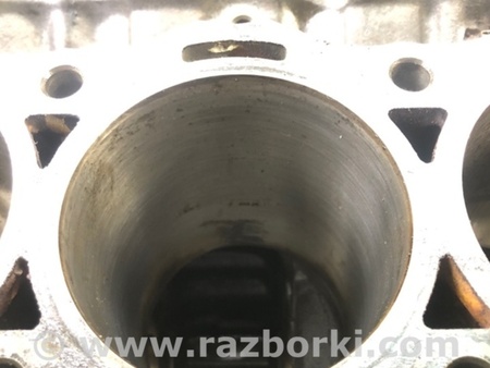 ФОТО Блок двигуна для Toyota Land Cruiser 90 Киев