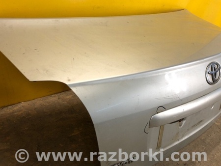 ФОТО Кришка багажника для Toyota Avensis T250 (02.2003-10.2009) Киев
