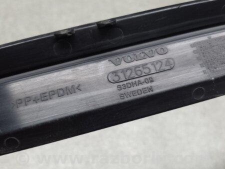 ФОТО дефлектор радіатора для Volvo XC70 Киев