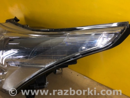 ФОТО Фара для Toyota Avensis T270 (10.2008-12.2012) Киев