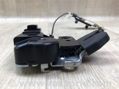 ФОТО Замок кришки багажника для Nissan Maxima A35 (08-15) Киев