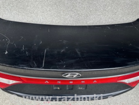ФОТО Кришка багажника для Hyundai Grandeur HG (11-16) Киев