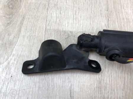 ФОТО Привід відкриття кришки багажника для BMW X5 E70 (2006-2013) Киев