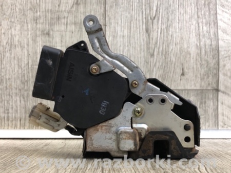 ФОТО Замок кришки багажника для Toyota RAV-4 (00-05) Киев