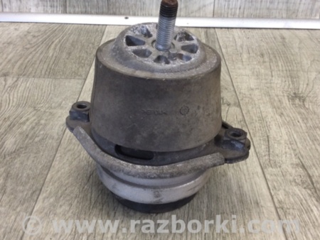 ФОТО Подушка двигуна для Porsche Cayenne Type 955/957 (05-10) Киев