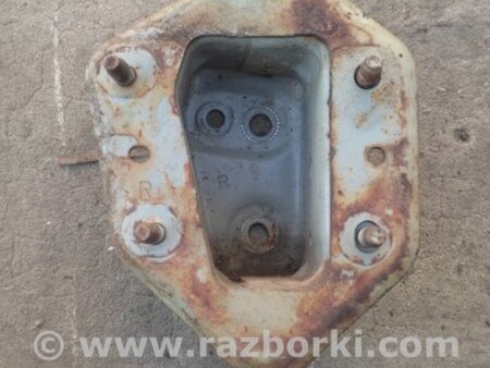 ФОТО Кронштейн підсилювач переднього бампера для Nissan Versa B17 Киев