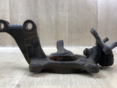 ФОТО поворотний кулак для Toyota Prius Plus (11-14) Киев