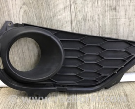 Накладка протитуманної фари Honda Pilot 3 MR-V YF5/6 (2015-2022)