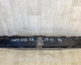 Підсилювач заднього бампера KIA Forte TD (08-13)