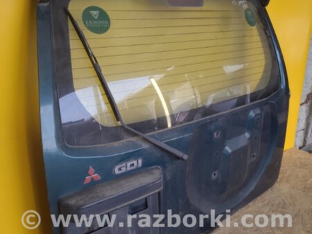 ФОТО Кришка багажника для Mitsubishi Pajero (99-06) Киев
